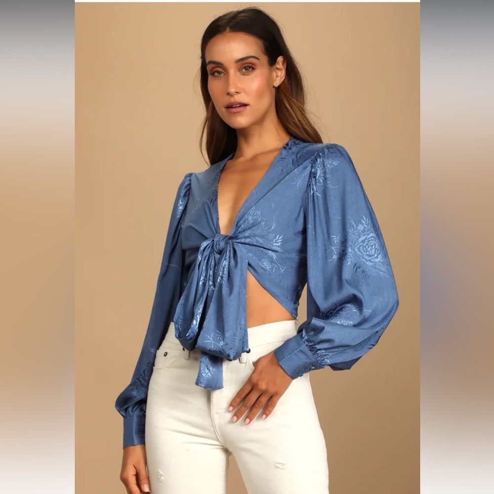 Lulus Top - Picture 2 of 8